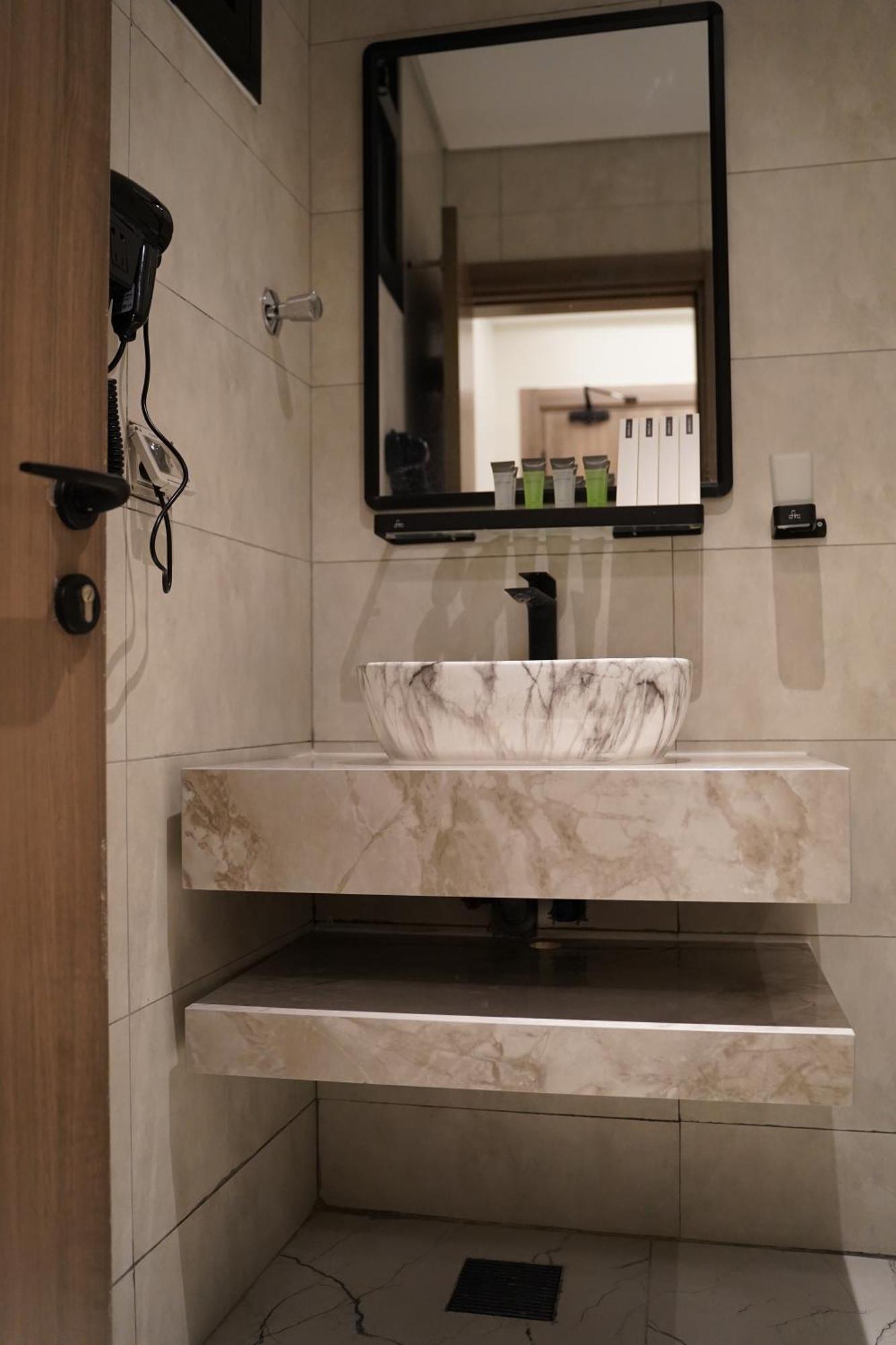 Apartament Lavenue Resthouse Nizwa Zewnętrze zdjęcie